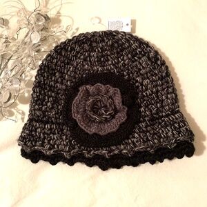 Madison 88 New York City Wool Blend Flower Knitted Beanie Hat